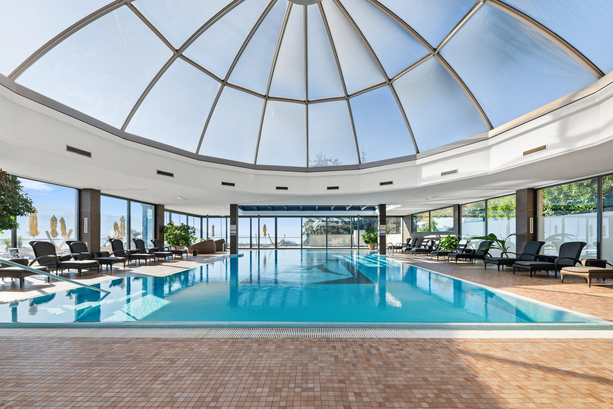 Schwimmbad im Mirador Hotel