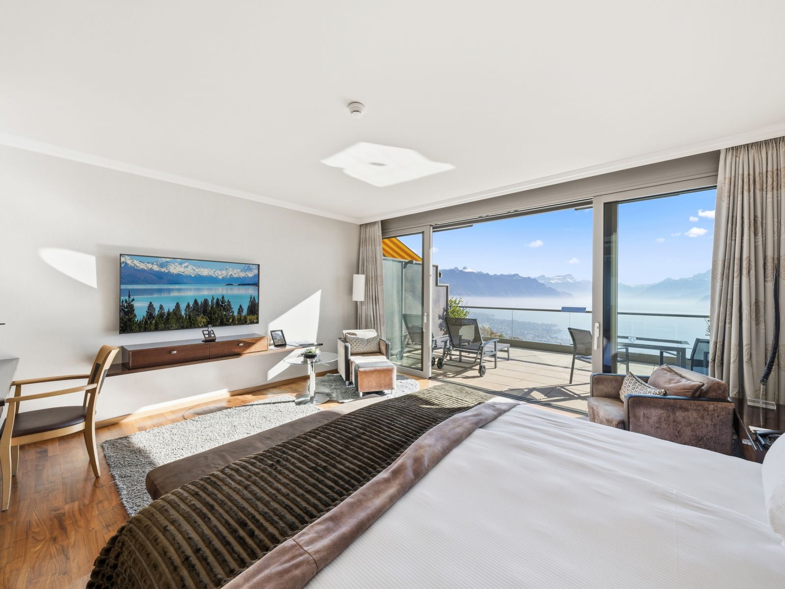 Junior Suite room of Mirador hotel
