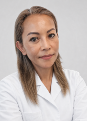 Na - Massage therapist