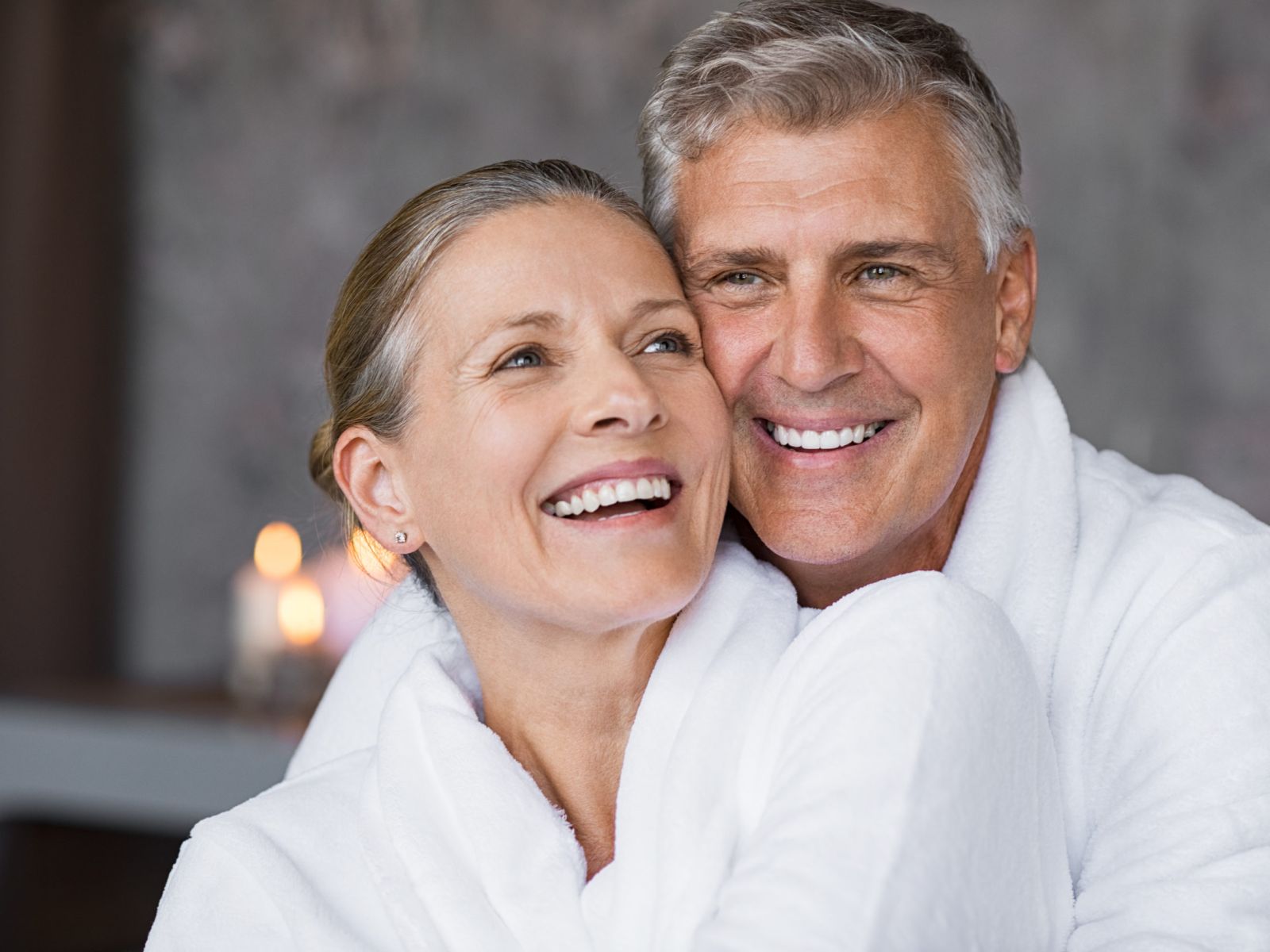 The marks of time disappear, giving way to new, younger, radiant skin.