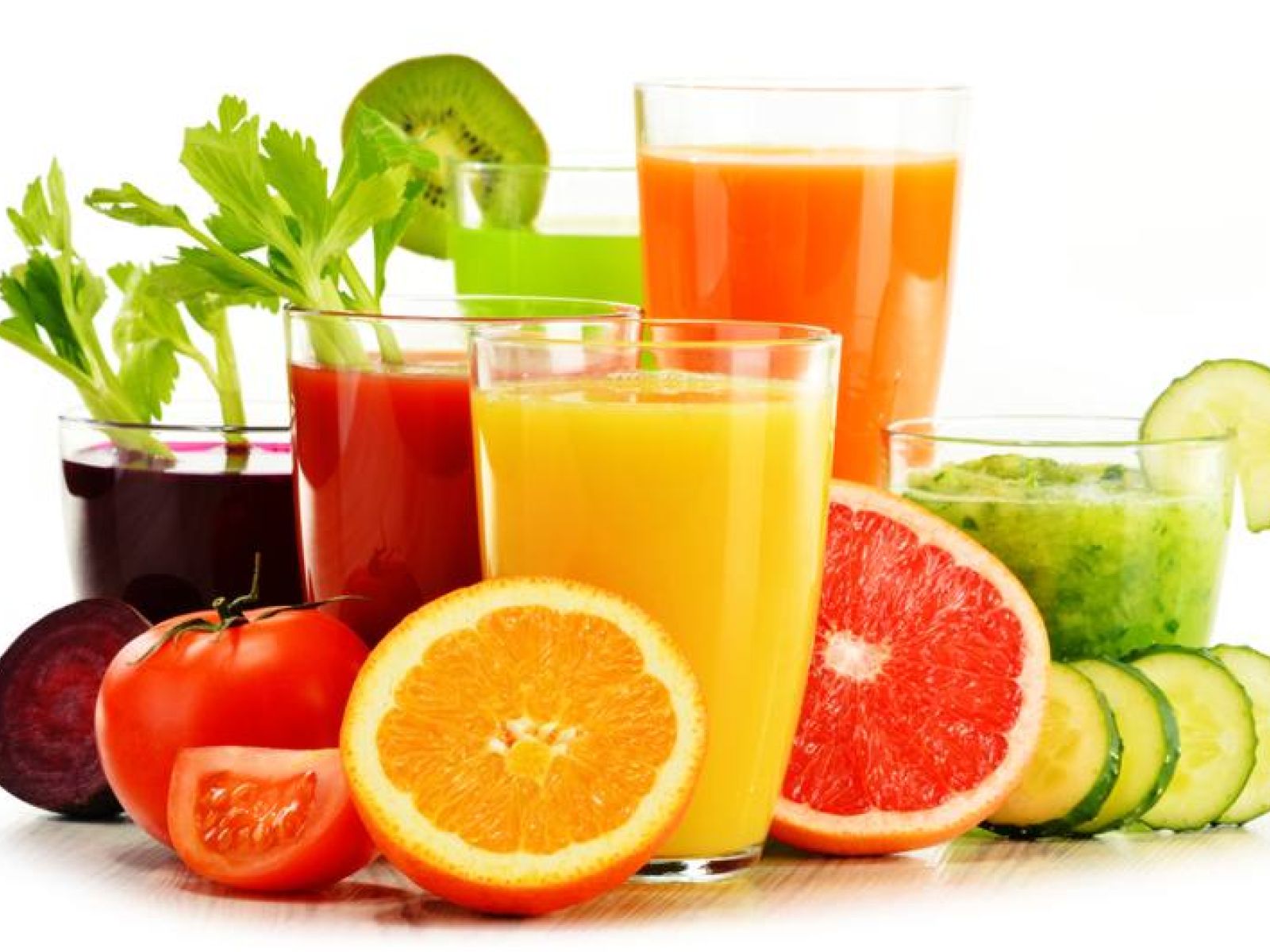 Cure de jus : citron, menthe, concombre, gingembre, légumes...